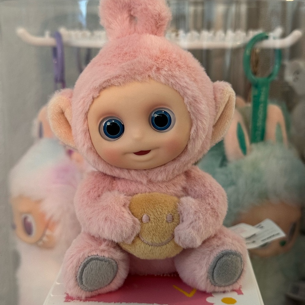 Authentic NIB “Say Hello” Teletubbies - Po’s Caramel Toast